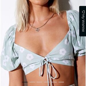 Motel Rocks /Princess Polly daisy top